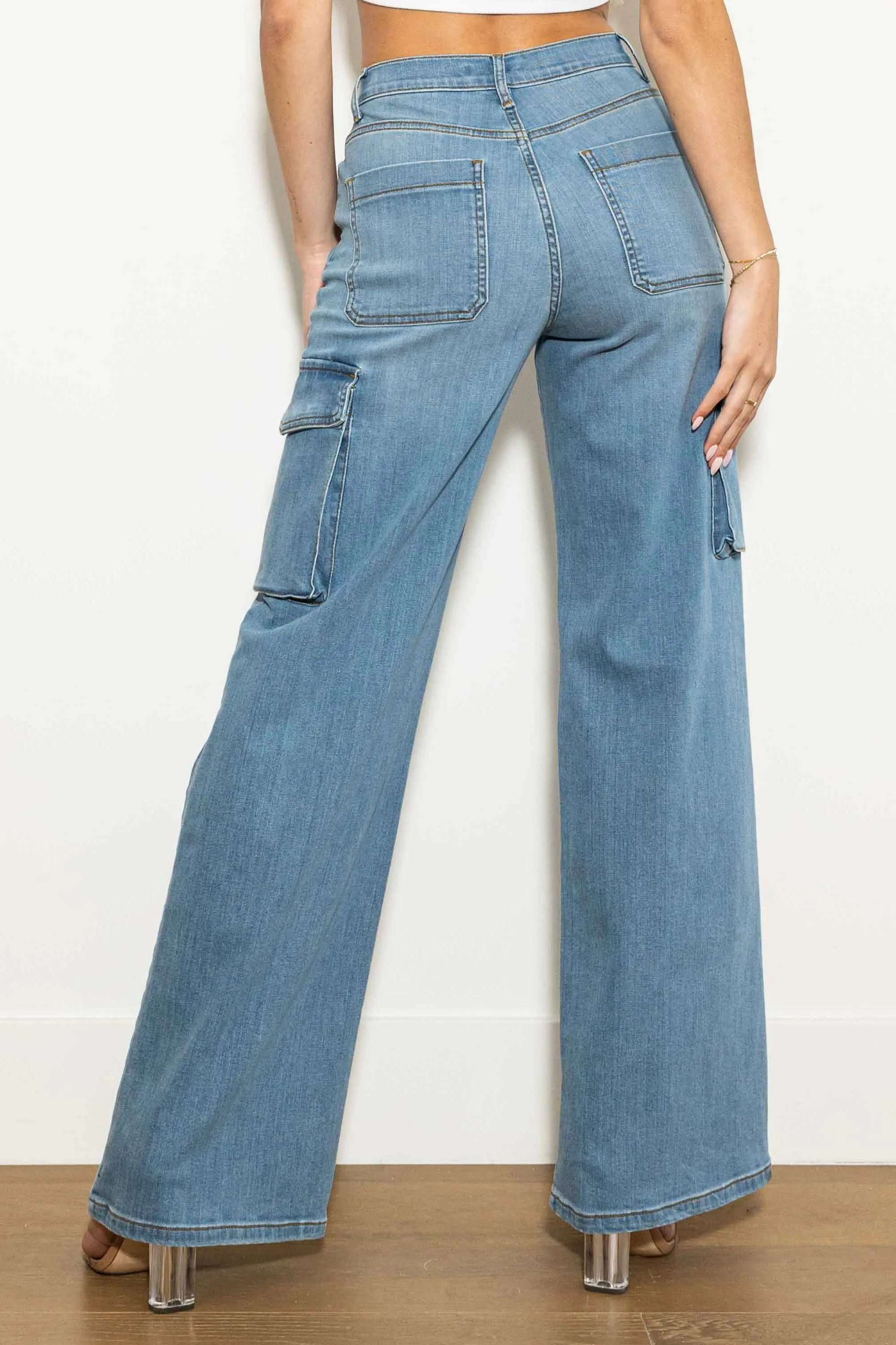 Crossed Waist Wide Cargo Jeans