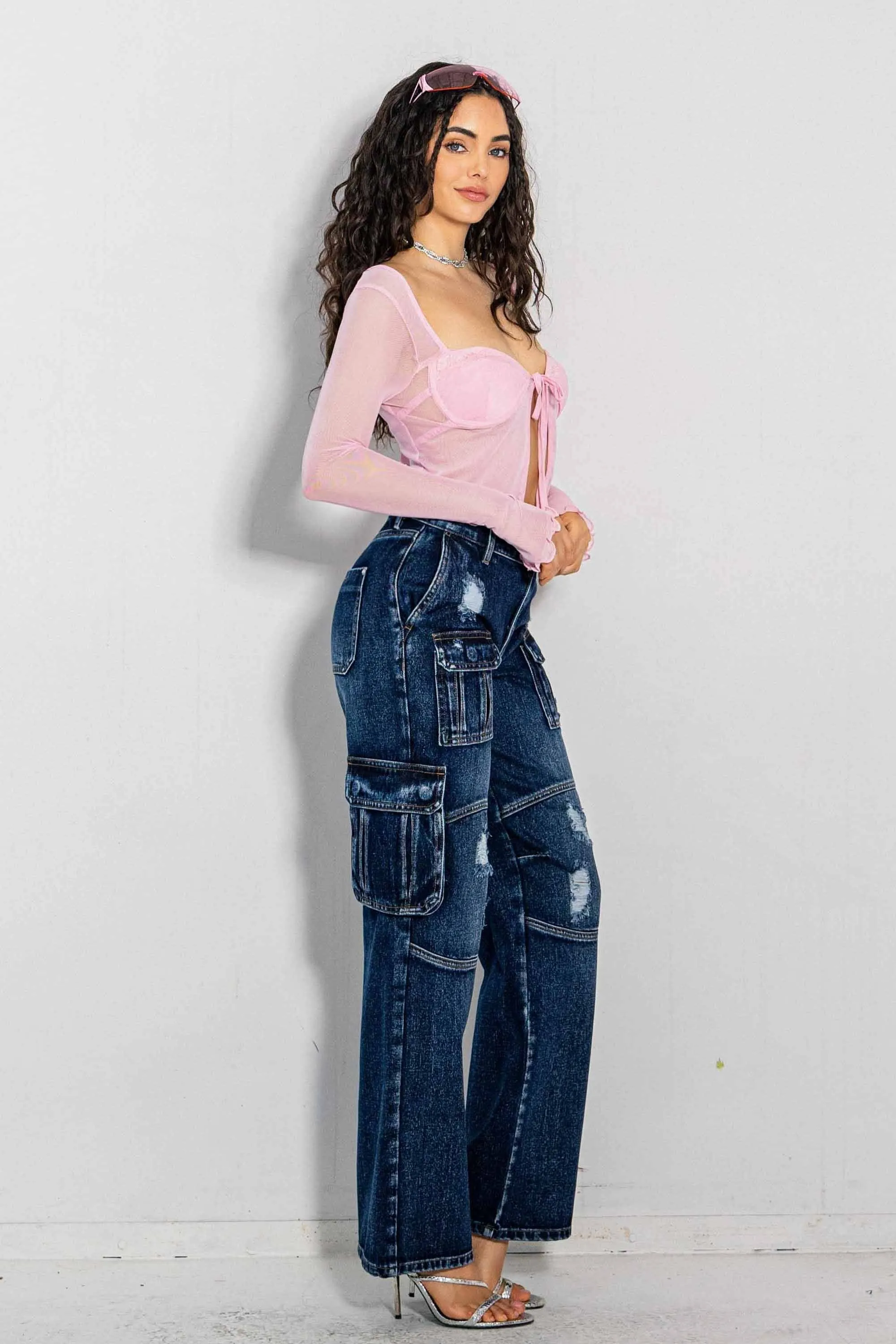 Low-Rise Relaxed Cargo Jeans
