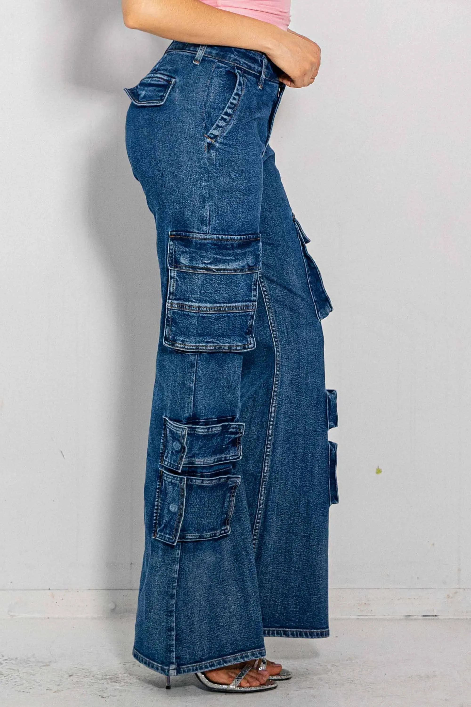 Mid-Rise Volume Flare Cargo Jeans