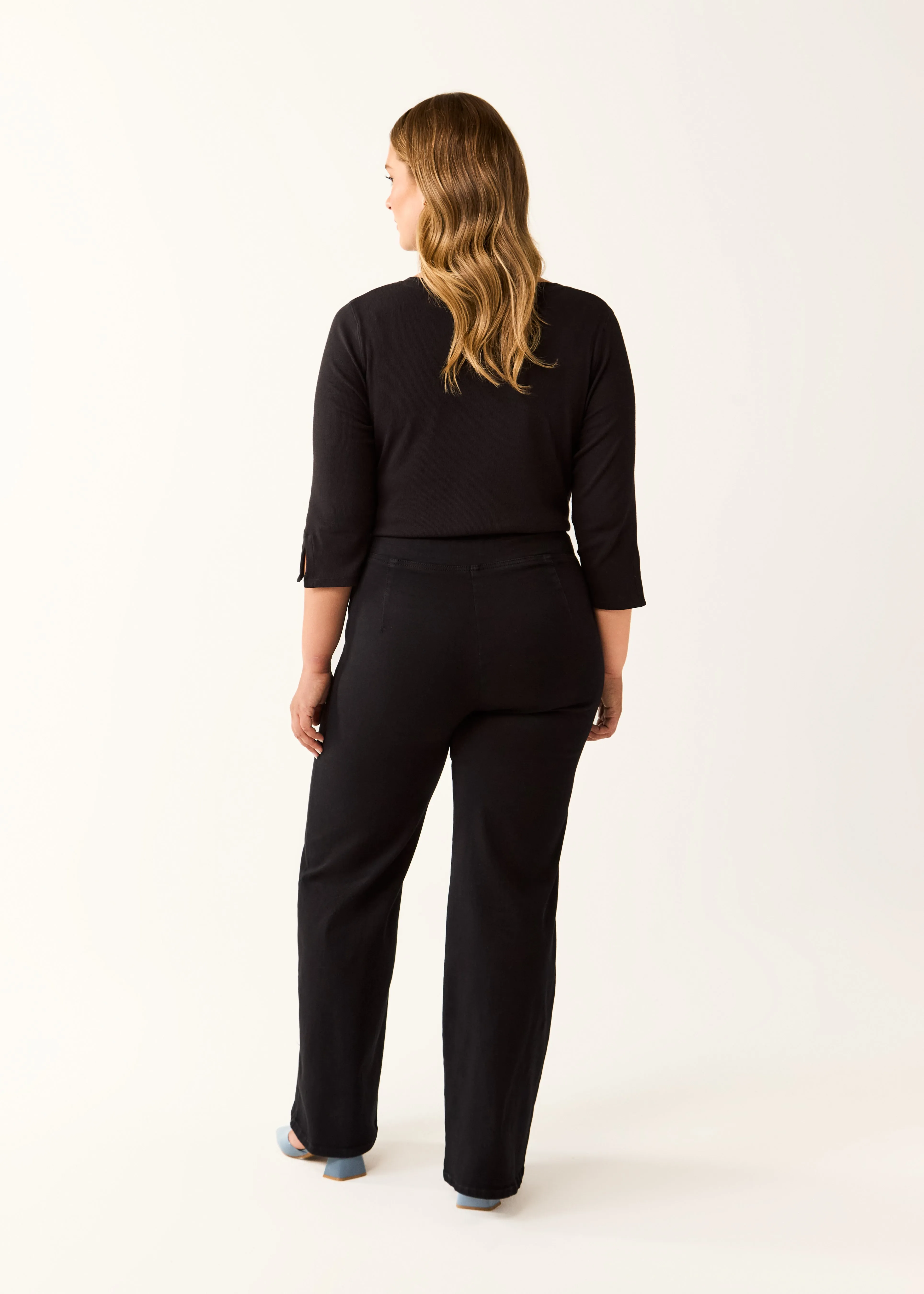 Pull-On Wide Leg Denim