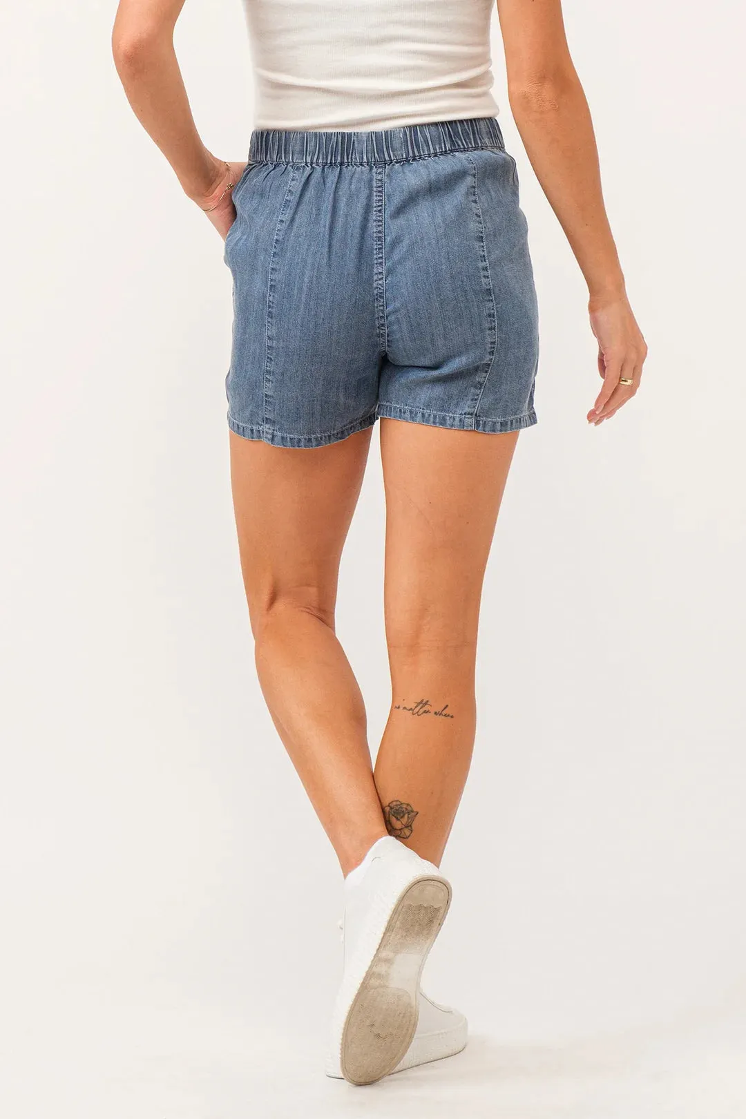 Sandy Shorts in Medium Indigo
