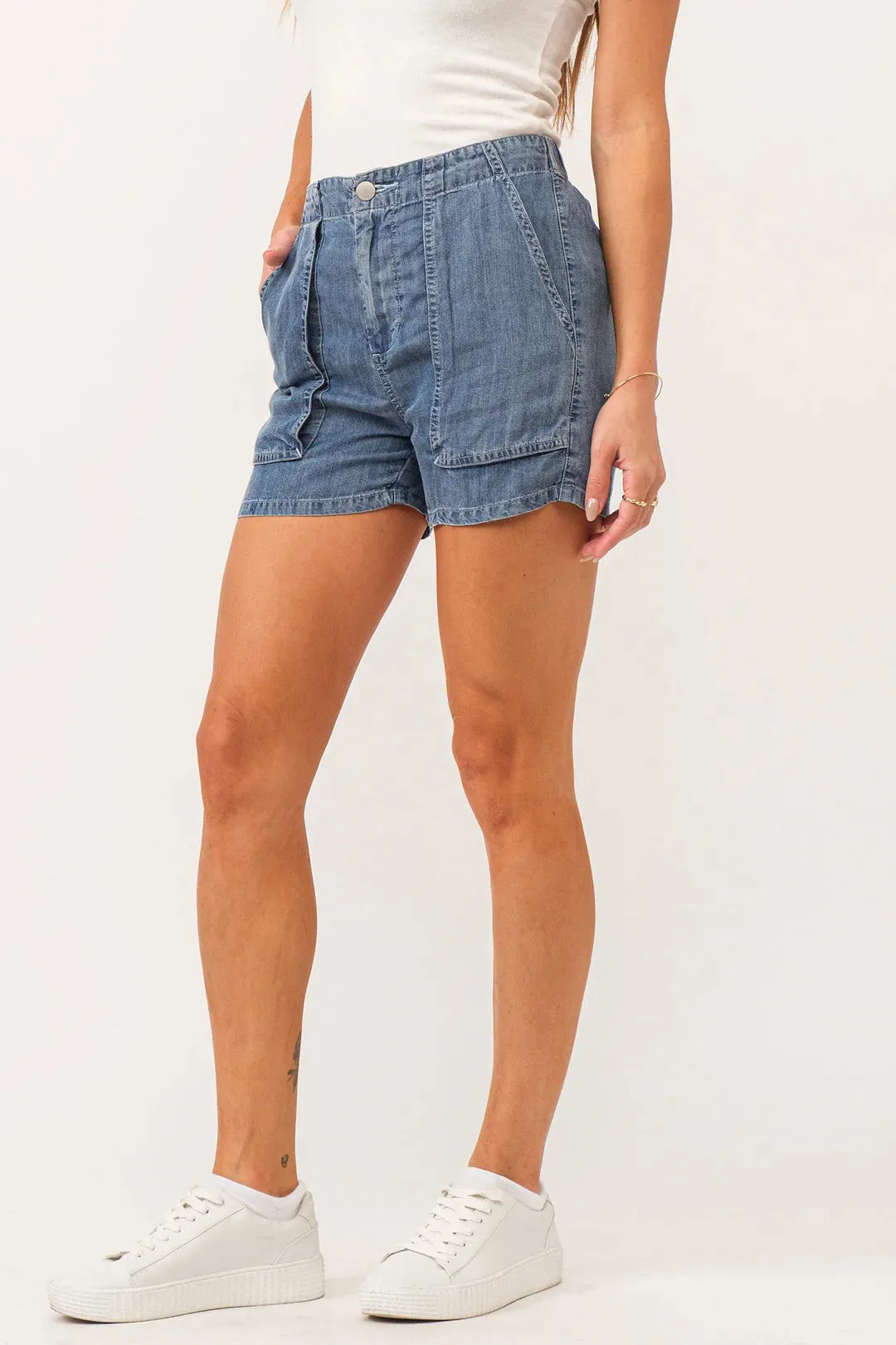 Sandy Shorts in Medium Indigo